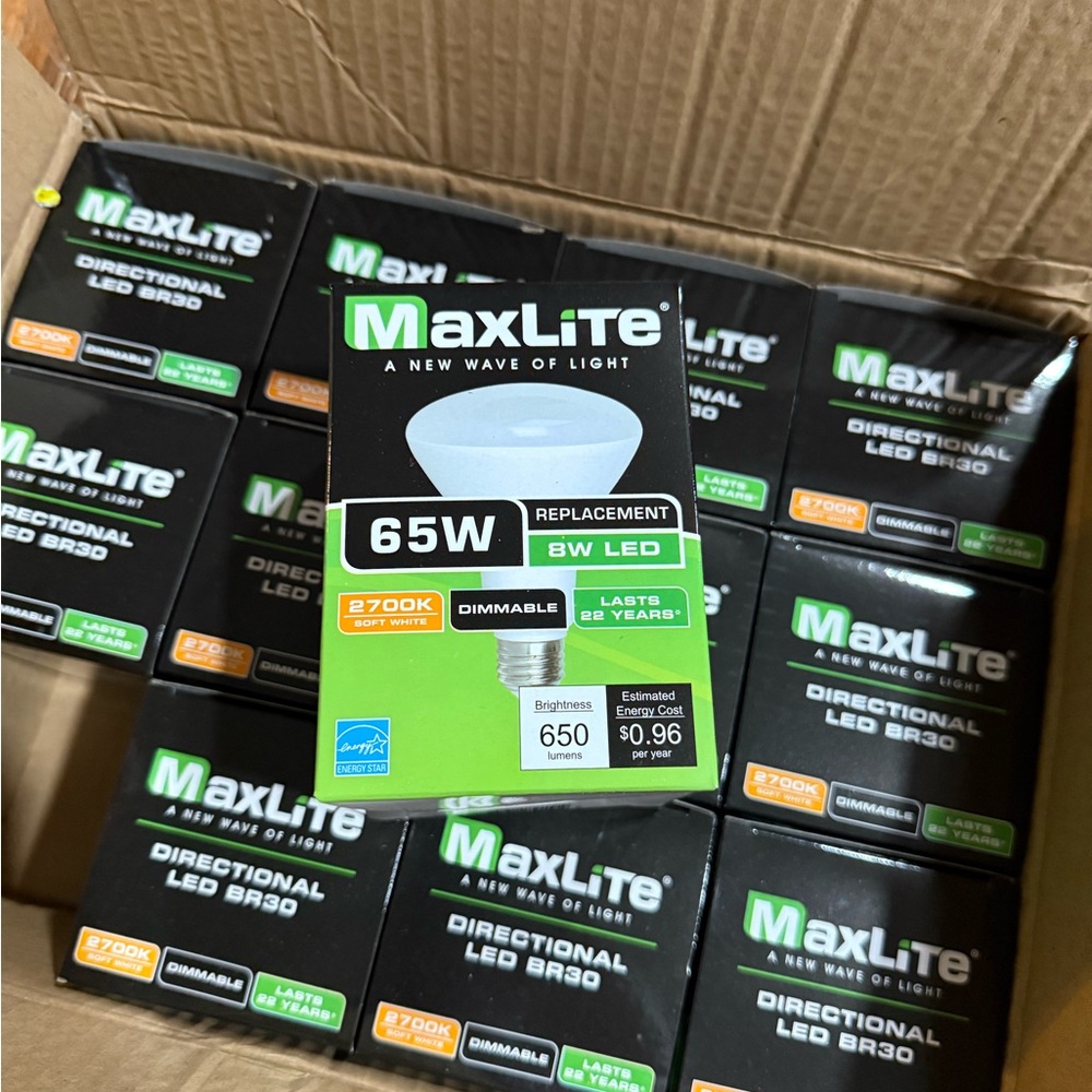 MaxLite 8W - 65W Replacement Directional LED BR30 Bulbs Dimmable - 22 Year 2700K